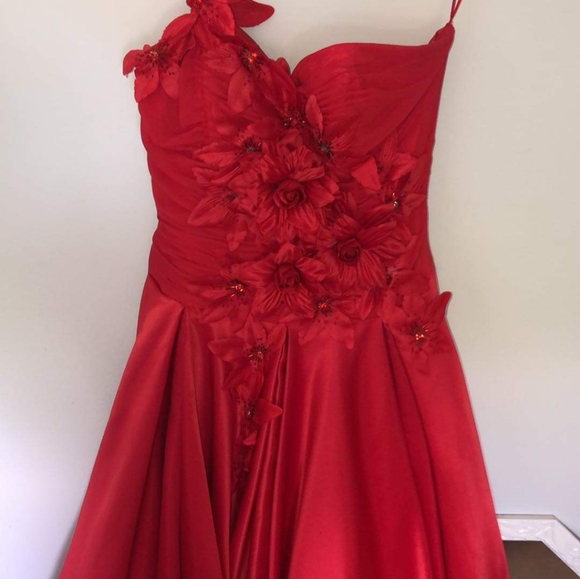 Prom dress - Picture 5 of 7